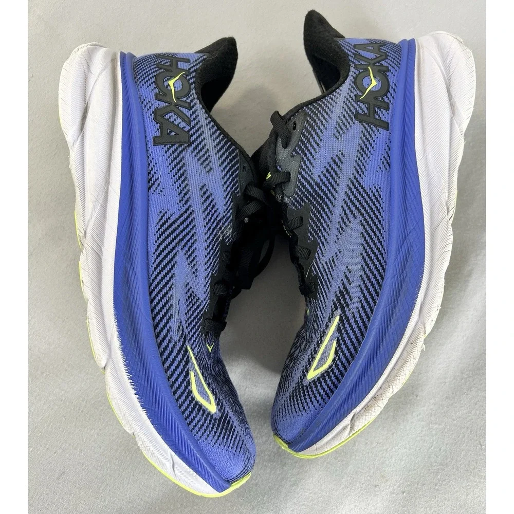 HOKA CLIFTON 9 -Womens Athletic Shoes - SIZE 9.5‎ B